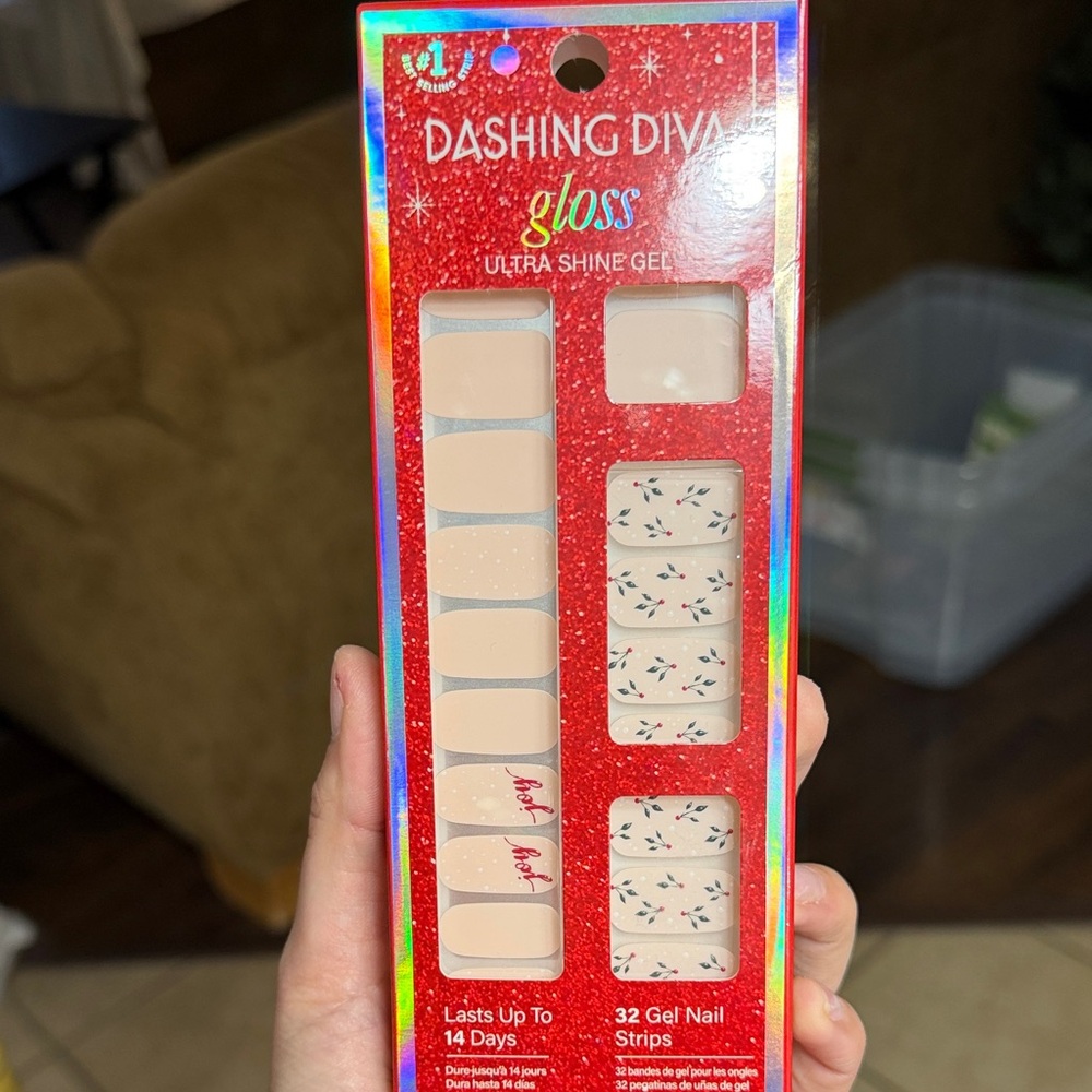 Dashing Diva Gloss Gel Nail Strips - Cream and Red